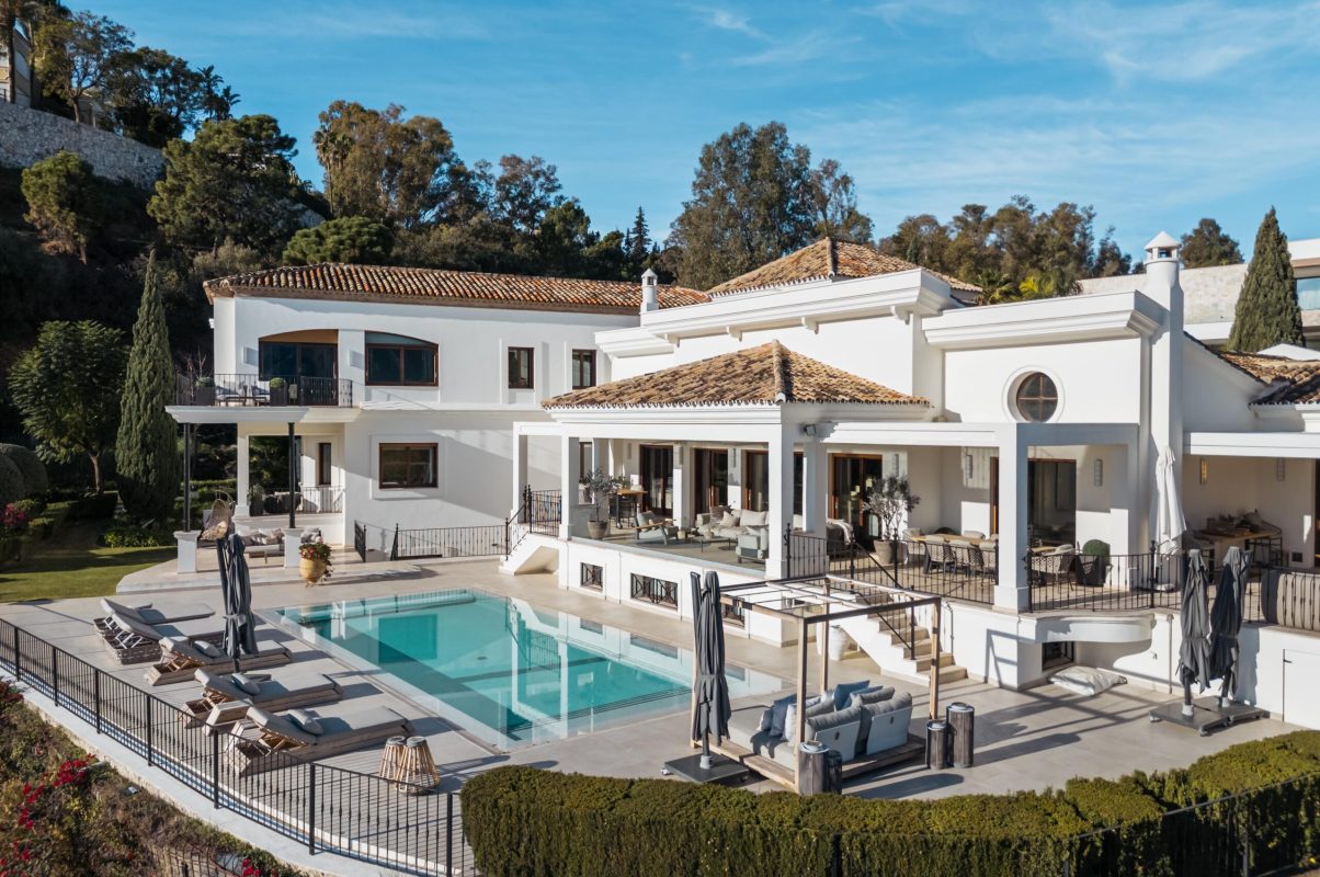 Villa 1-min Villa 1-min